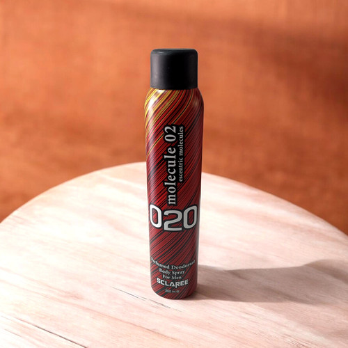 اسپری خوشبوکننده بدن مولکول